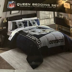 NFL  Dallas Cowboys Comforter Set - Blue and White and Stars